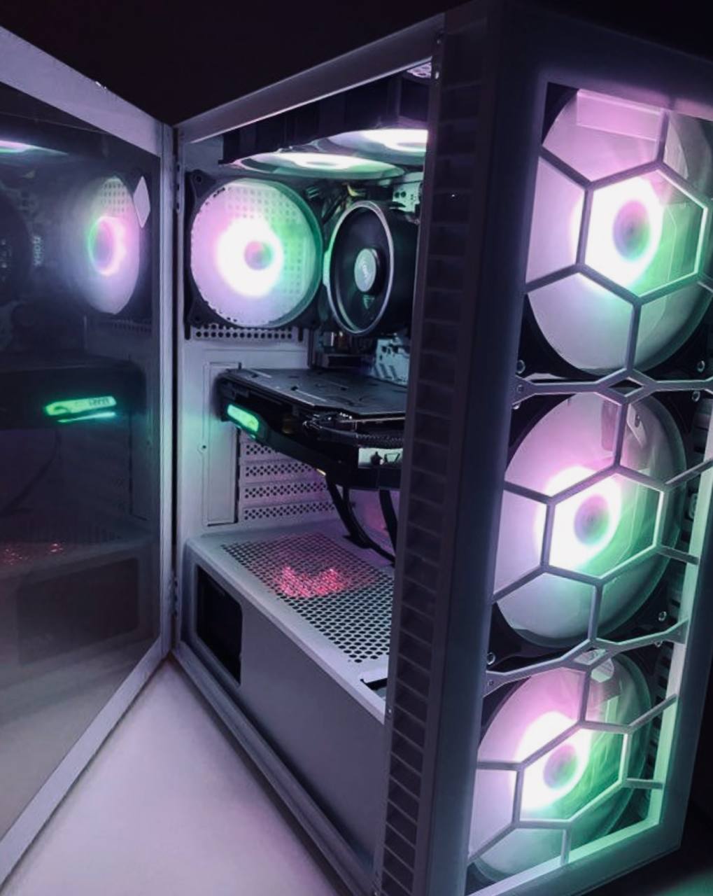 PC Gamer RTX 5060 – Ryzen 7 | 16Go – 1To – Watercooling