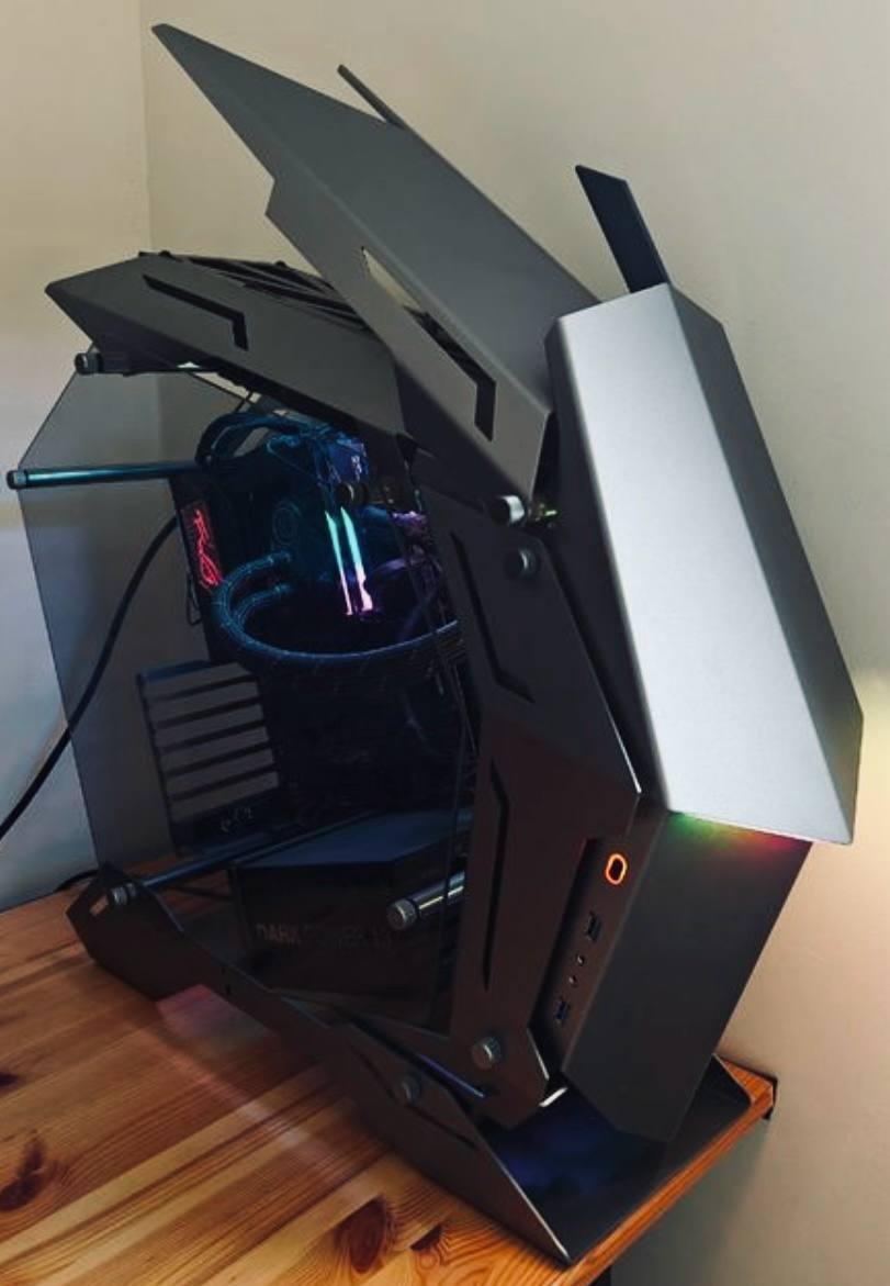 Shadow X 5080 – Édition Open-Frame | i9 – 32Go – 1To NVMe – Watercooling
